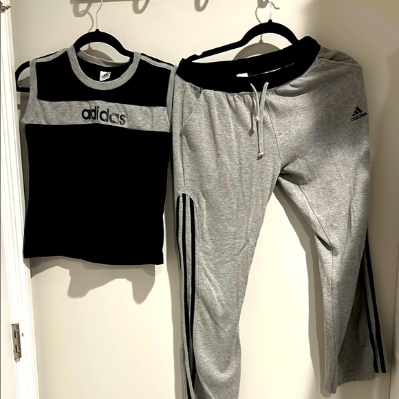 Tanktop x Sweatpants Set - Grey